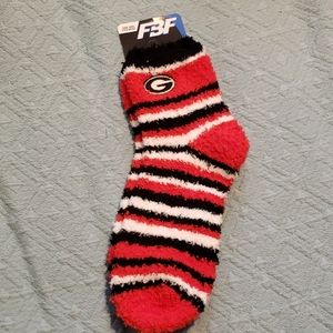 NWT  Georgia Bulldogs striped fuzzy socks